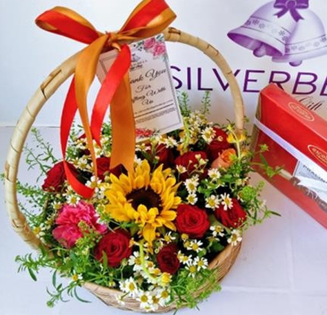 Flower basket & chocolate box